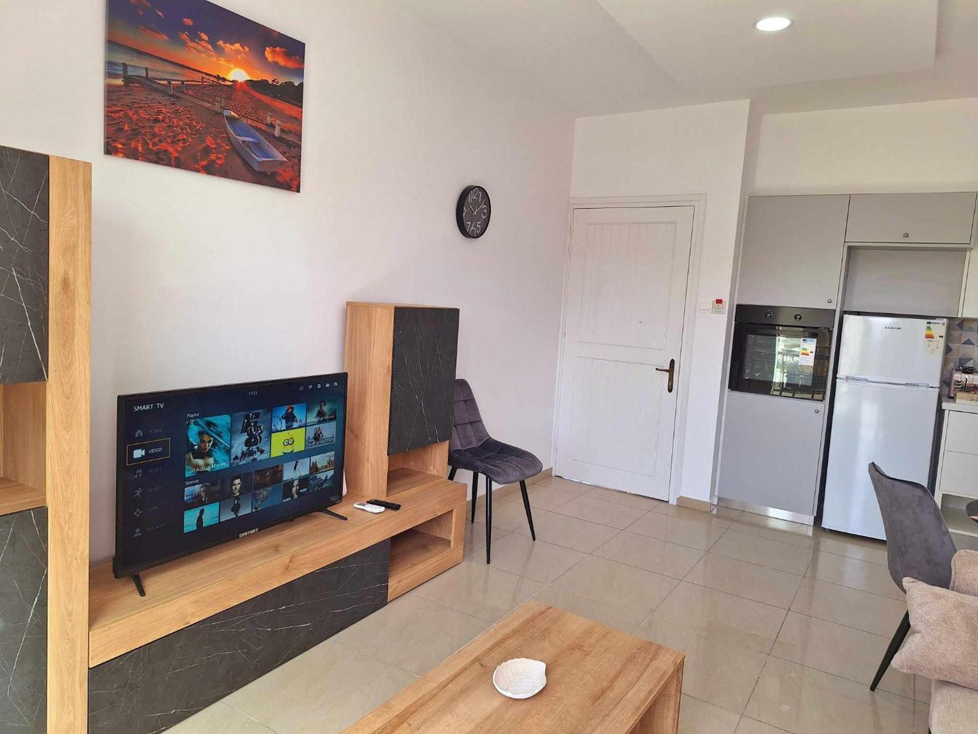 Stylish Apt Kato Paphos Close To Beach & Vibrant Harbor Life Exterior photo