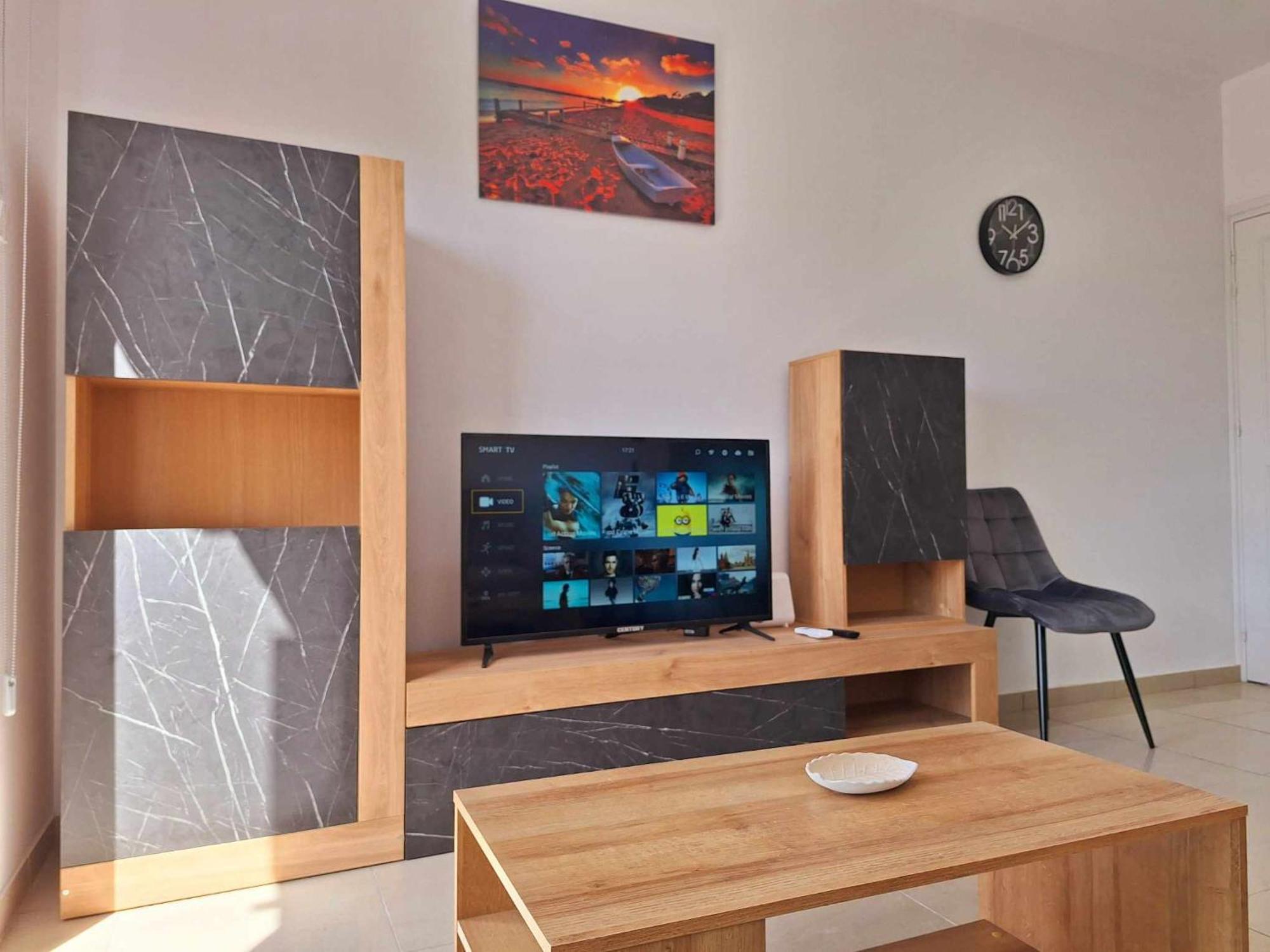 Stylish Apt Kato Paphos Close To Beach & Vibrant Harbor Life Exterior photo